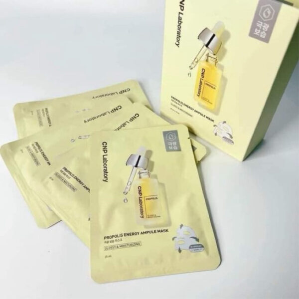 HỘP MẶT NẠ CNP Laboratory Ampoule Propolis Năng Lượng hộp 10 miếng (Màu Vàng)