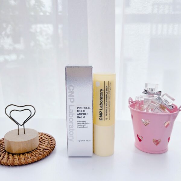 Thanh Dưỡng Đa Năng Keo Ong CNP Laboratory Propolis Multi Ampule Balm 7g